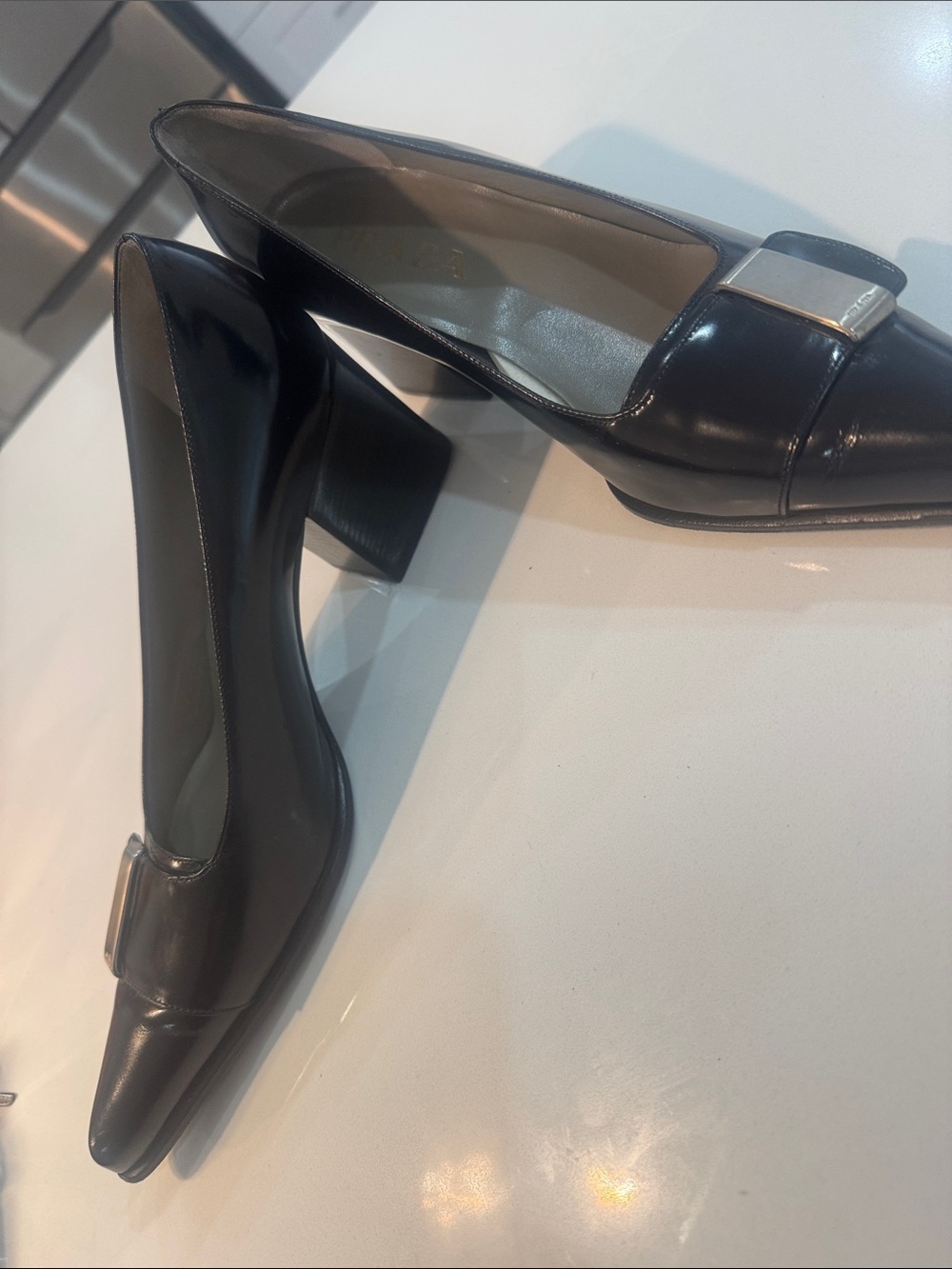 Prada Black Patent Leather Pointed Toe Mid Block Heel Pumps - Picture 8 of 17